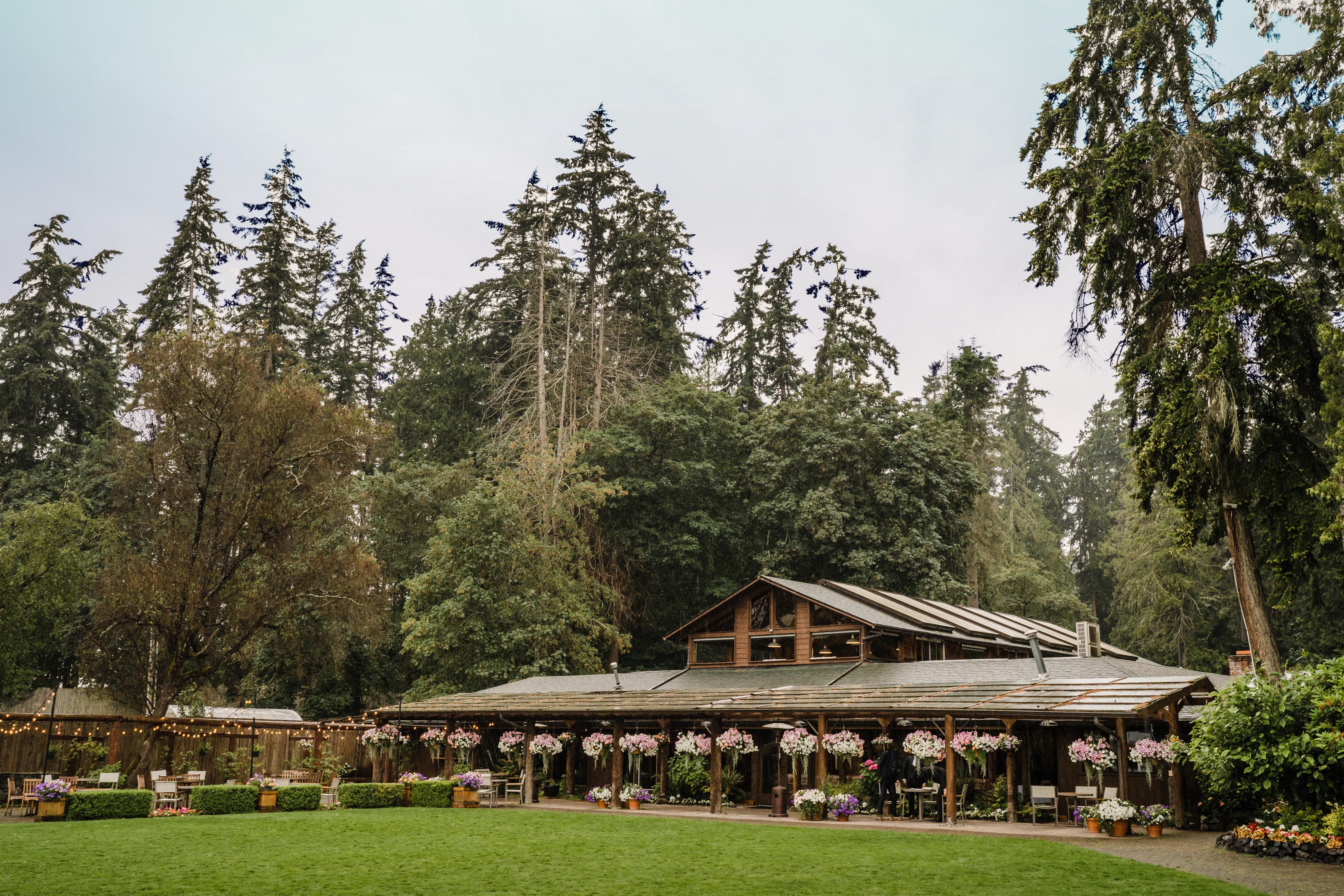 Wedding specialty vendors by Kiana Lodge in Poulsbo, WA
