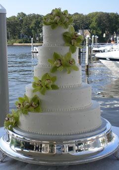 Wedding bakery by Cake Delights in Virginia Beach, VA