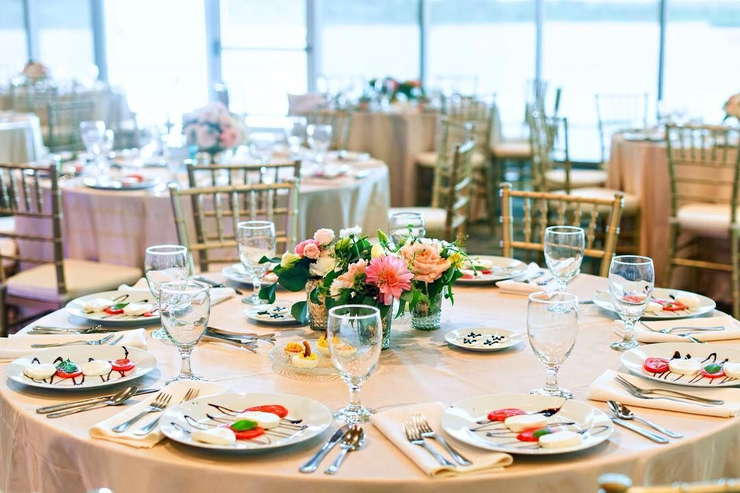 Wedding catering by Hog Wild & A Moveable Feast Catering Companies in Memphis, TN