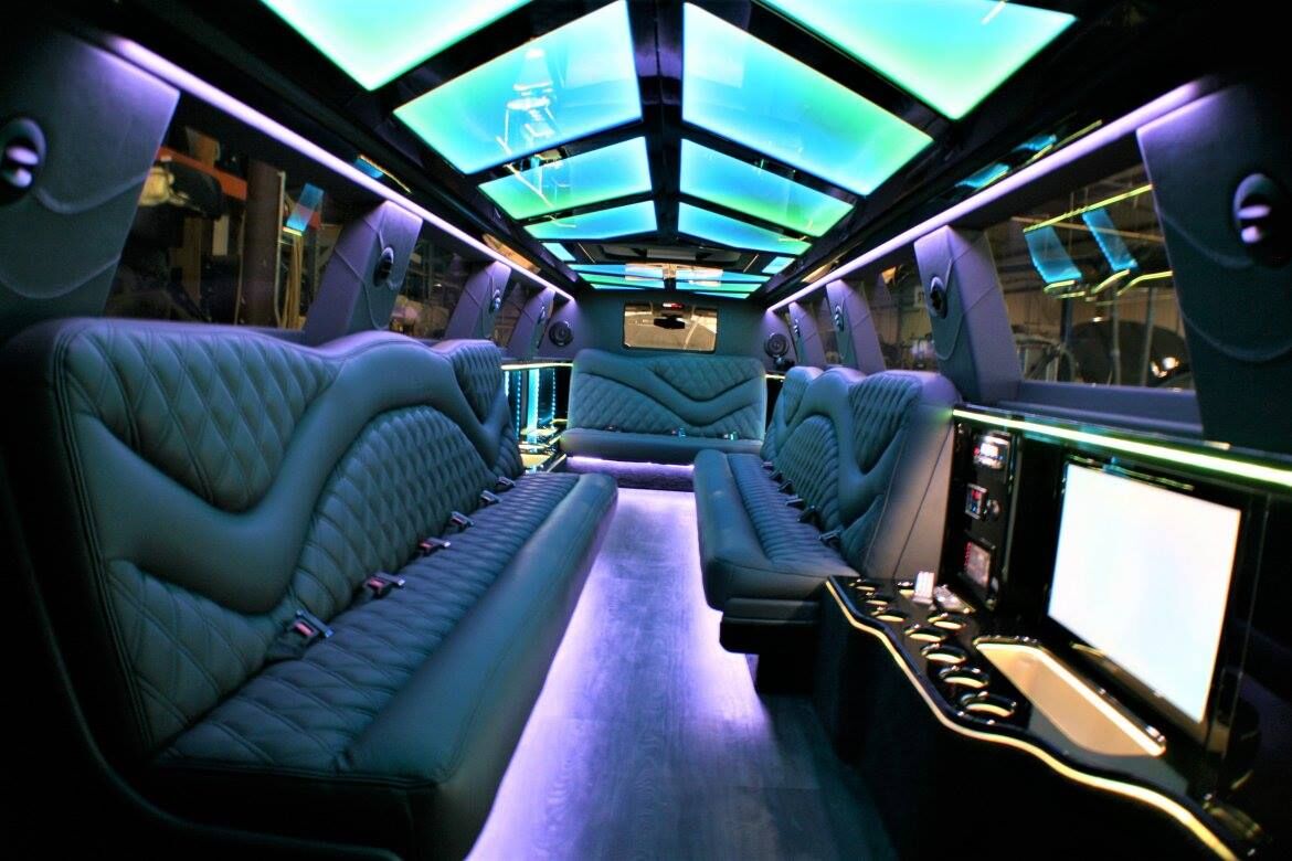 Wedding transportation by Lifestyle Limousine Company in Raleigh, NC