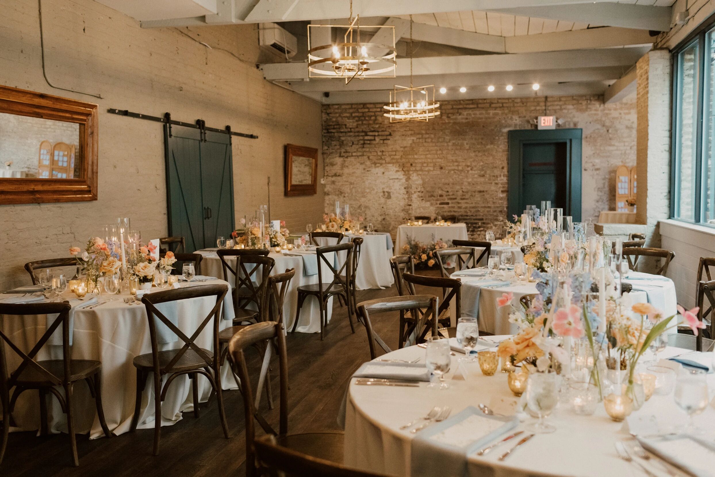 Wedding specialty vendors by Poogan's Courtyard in Charleston, SC