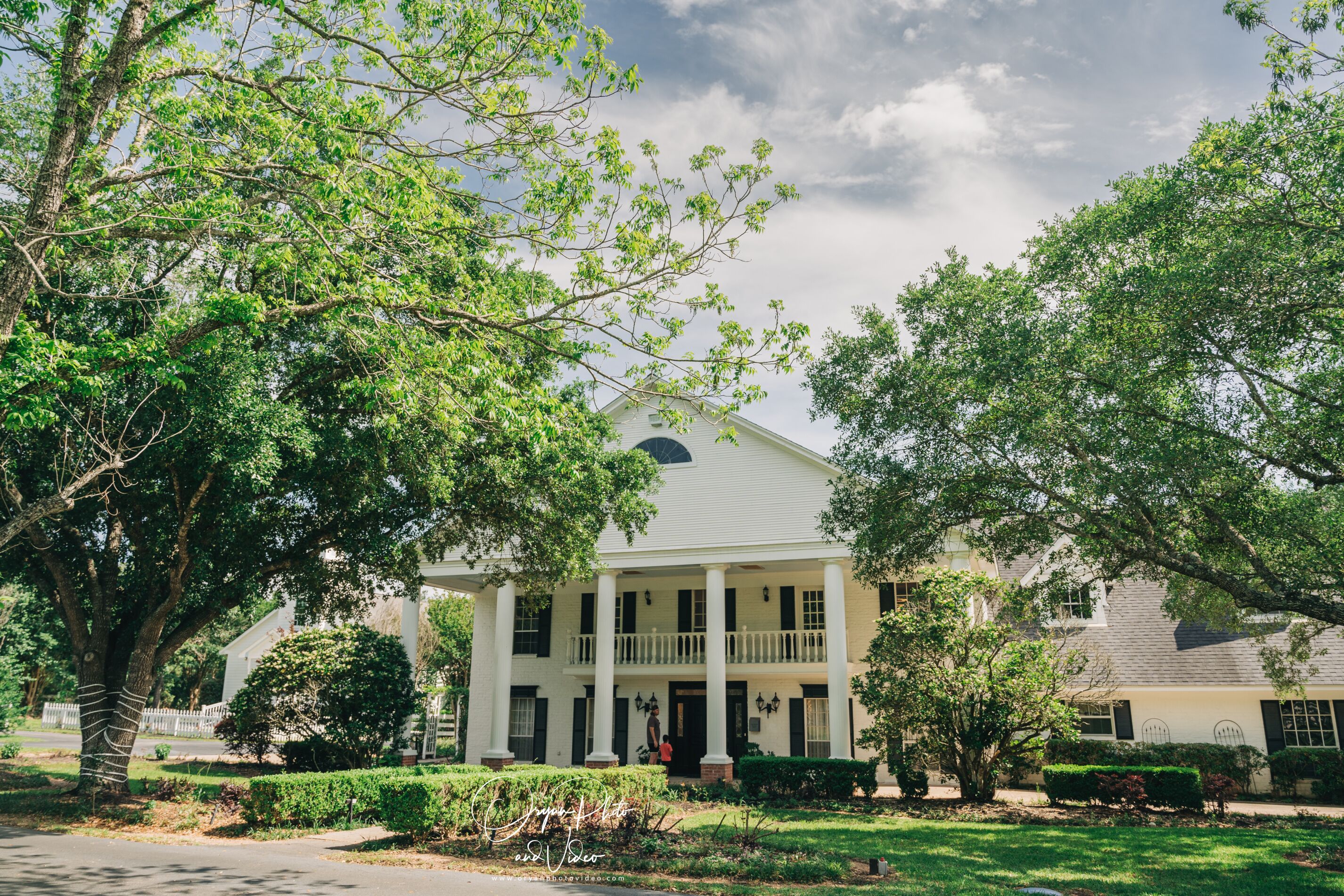 Wedding specialty vendors by Ashelynn Manor in Magnolia, TX