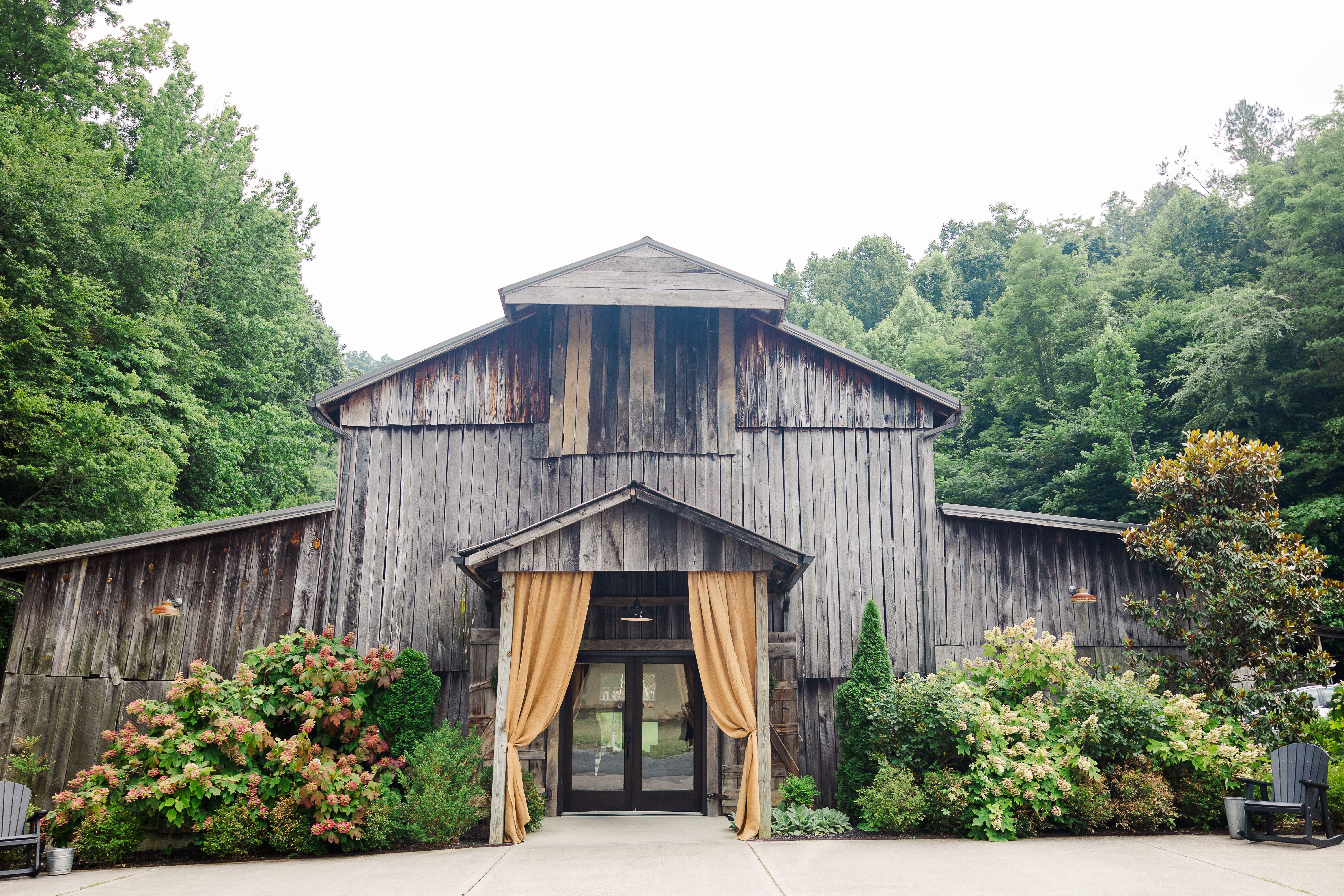 Wedding specialty vendors by The Barn at Chestnut Springs in Sevierville, TN