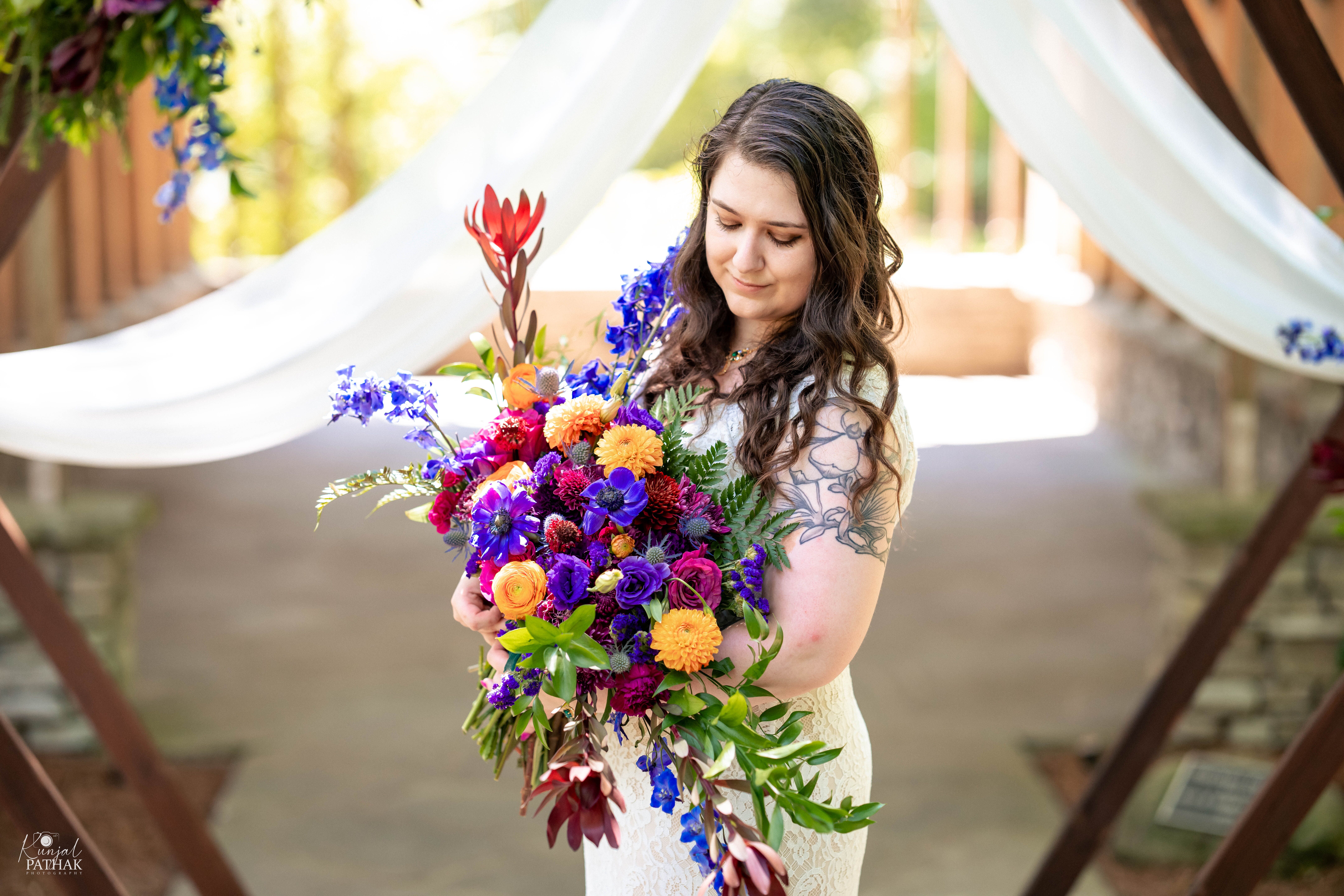 Wedding florist by Avant Garden in Memphis, TN