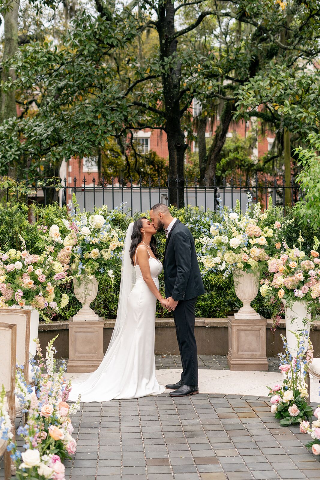 Wedding specialty vendors by Juliette Gordon Low Birthplace Museum in Savannah, GA