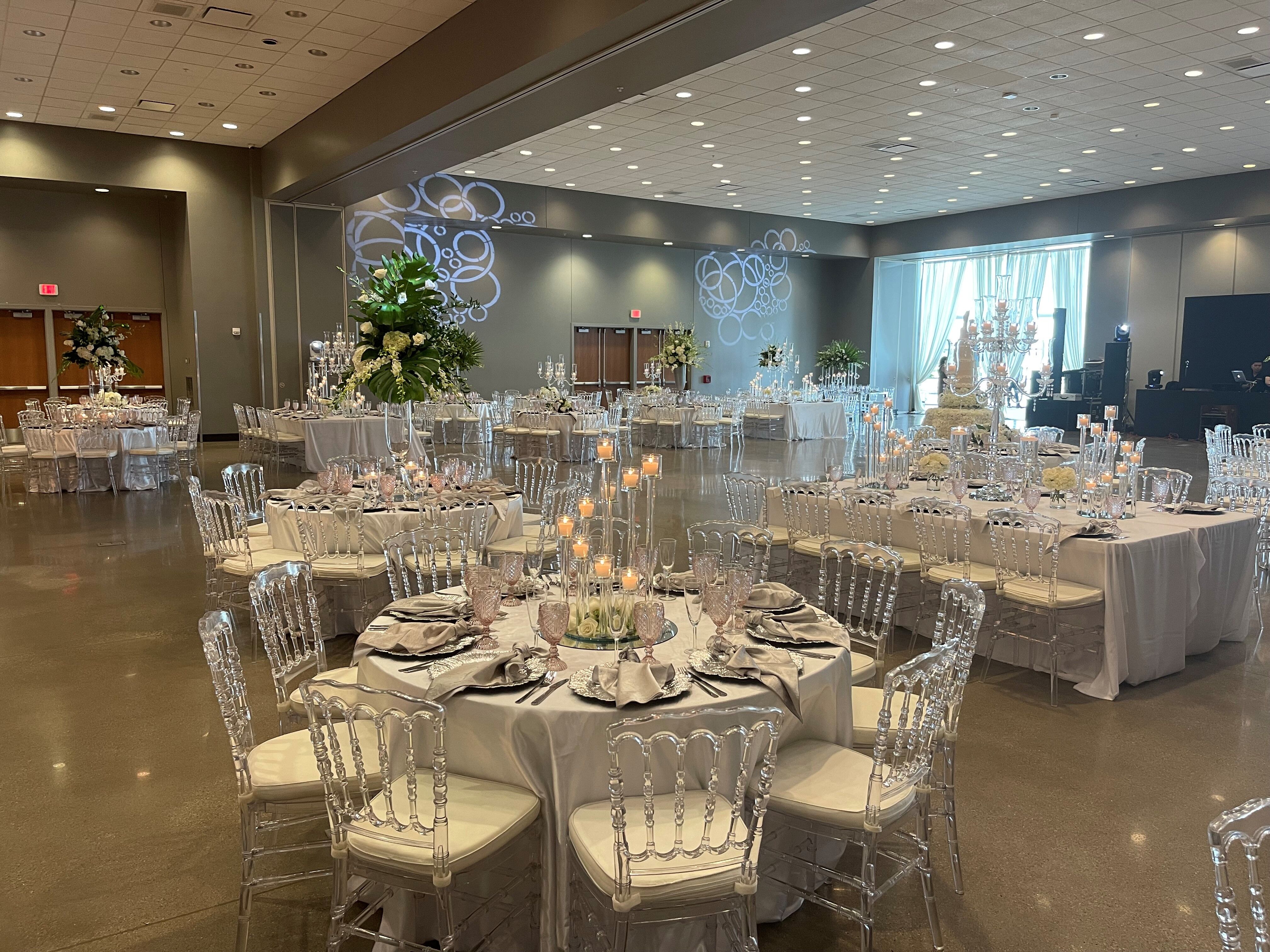 Wedding specialty vendors by Glenpool Conference Center in Glenpool, OK