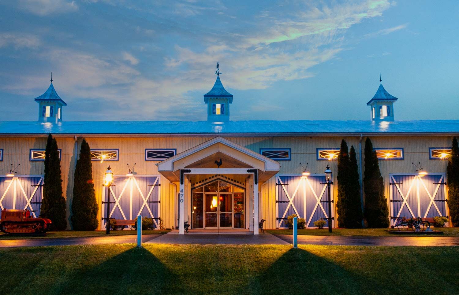 Wedding specialty vendors by The Yellow Barn at Shenandoah Caverns in Quicksburg, VA