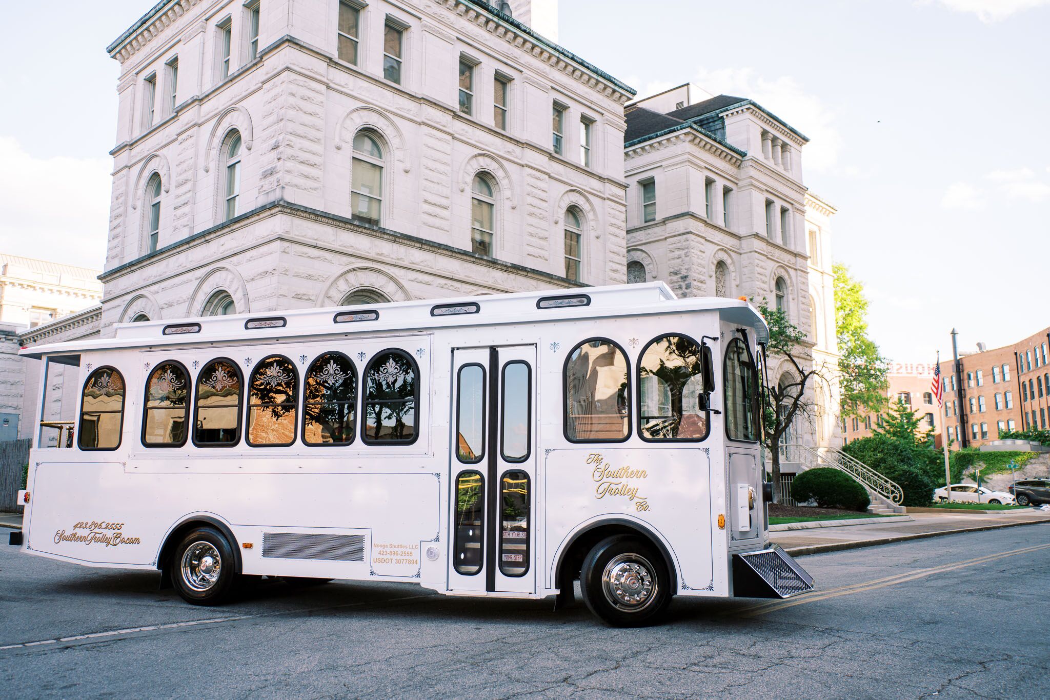 Wedding transportation by Nooga Shuttles llc in Chattanooga, TN