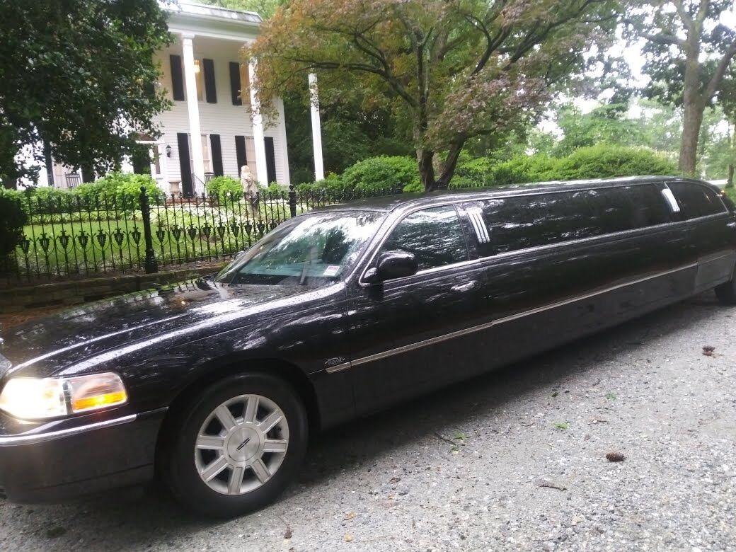 Wedding specialty vendors by White Glove Transportation Services in Atlanta, GA