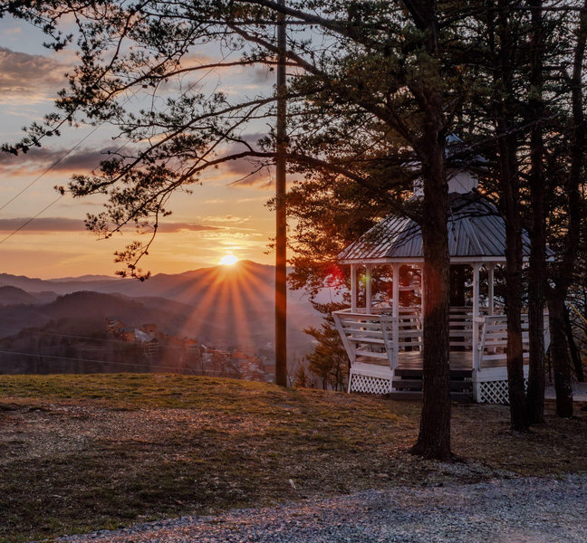 Wedding specialty vendors by The Vieux in Sevierville, TN