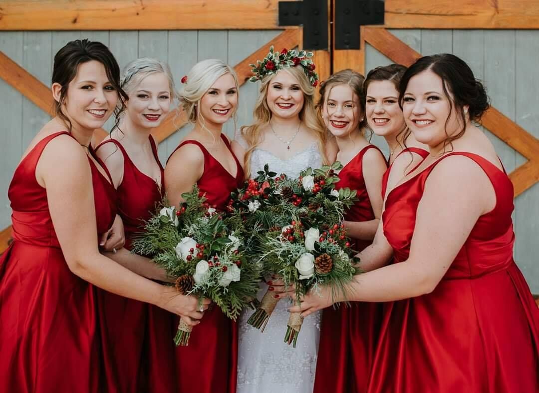 Wedding specialty vendors by Cupid's Petals in Gatlinburg, TN