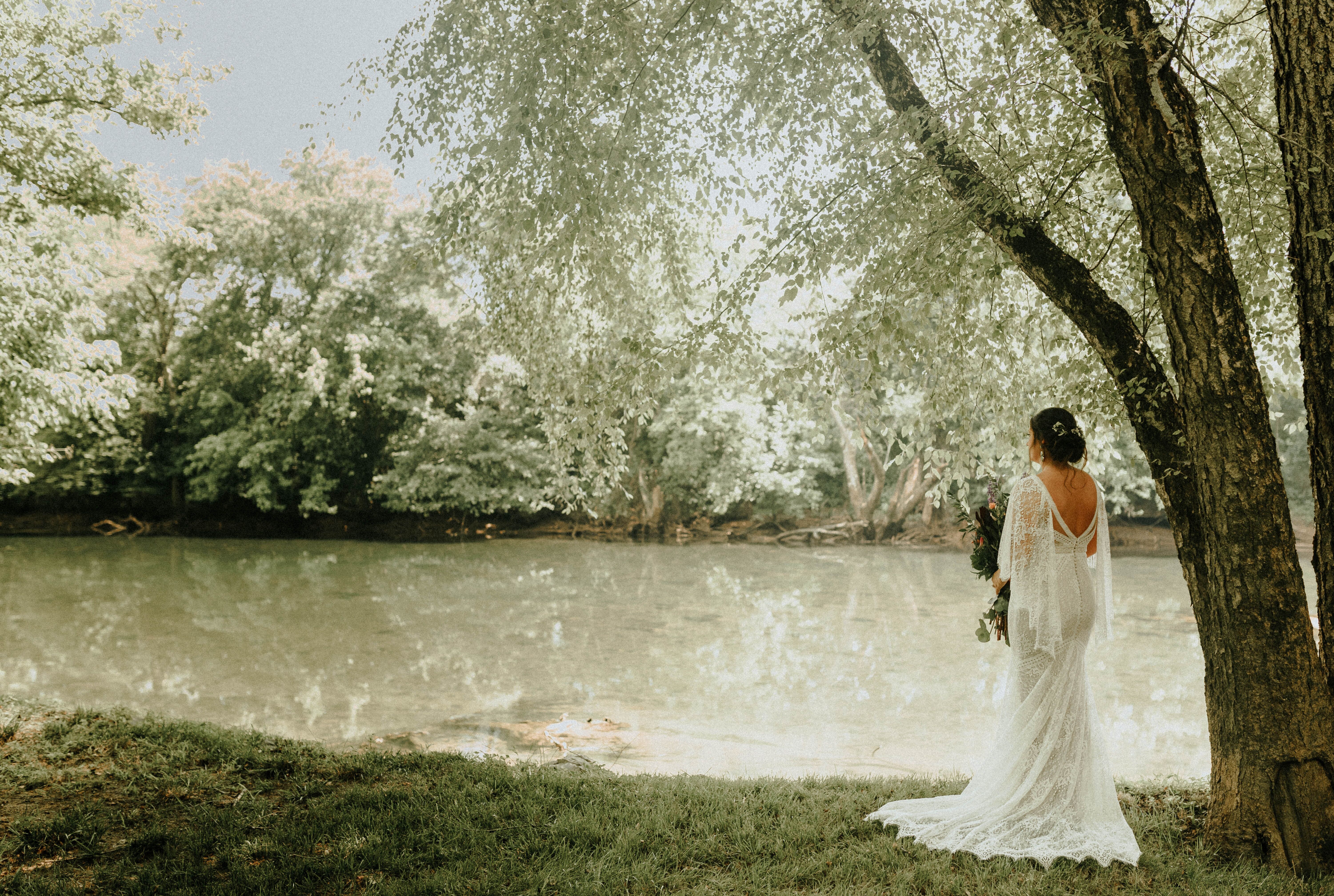Wedding specialty vendors by Hiwassee River Weddings and Events in Delano, TN