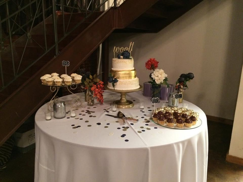 Wedding bakery by Lucy J's Bakery in Memphis, TN